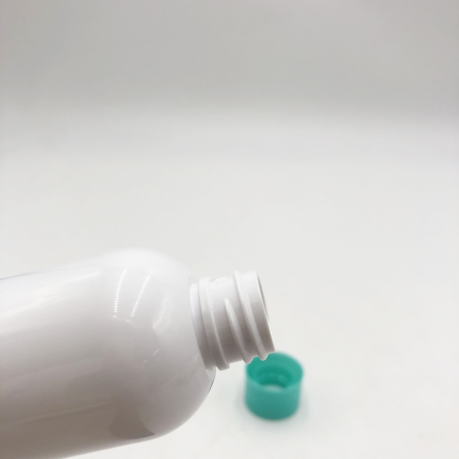 Cosmetic Packaging Bottles