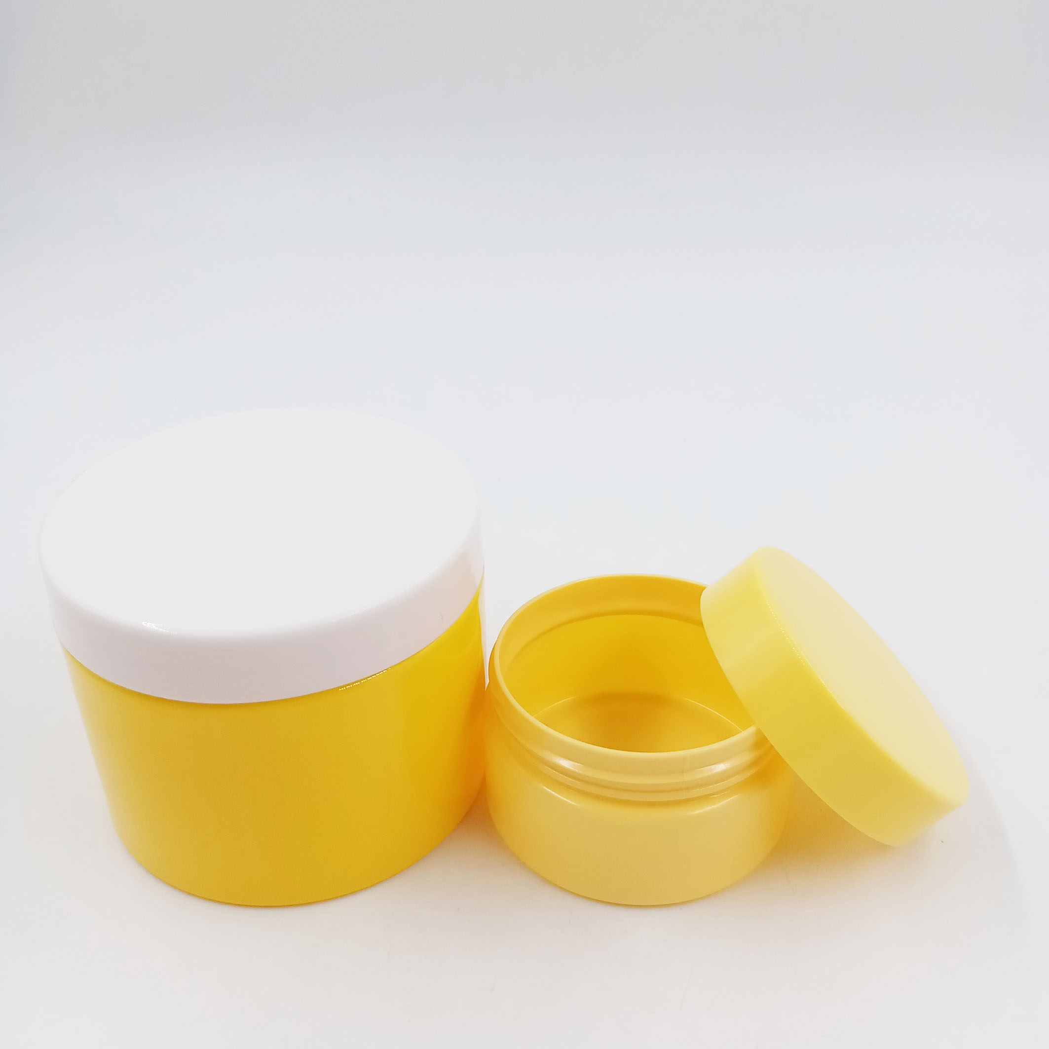 Large Capacity Plastic Cream Jars