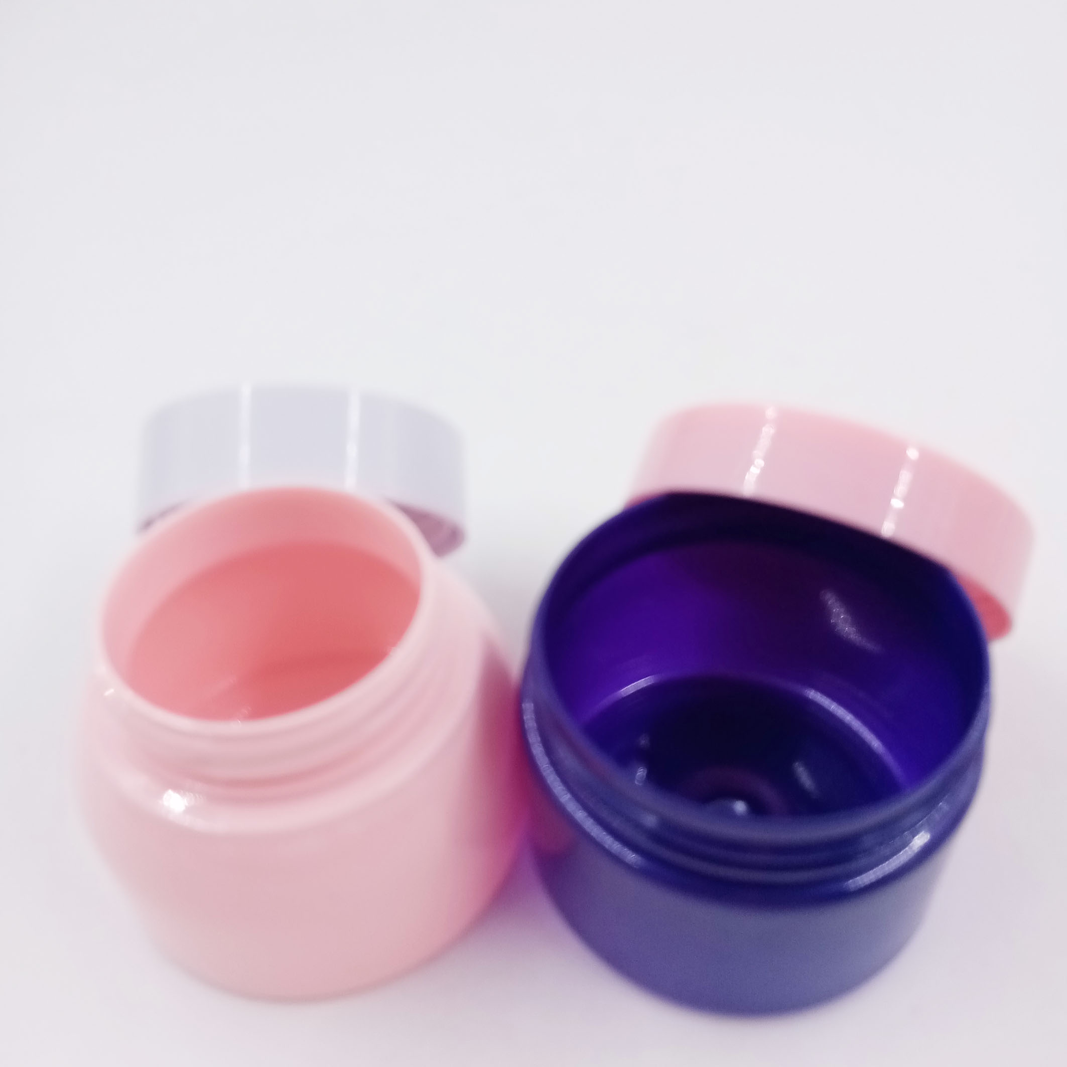 Purple Color Plastic Cream Jars