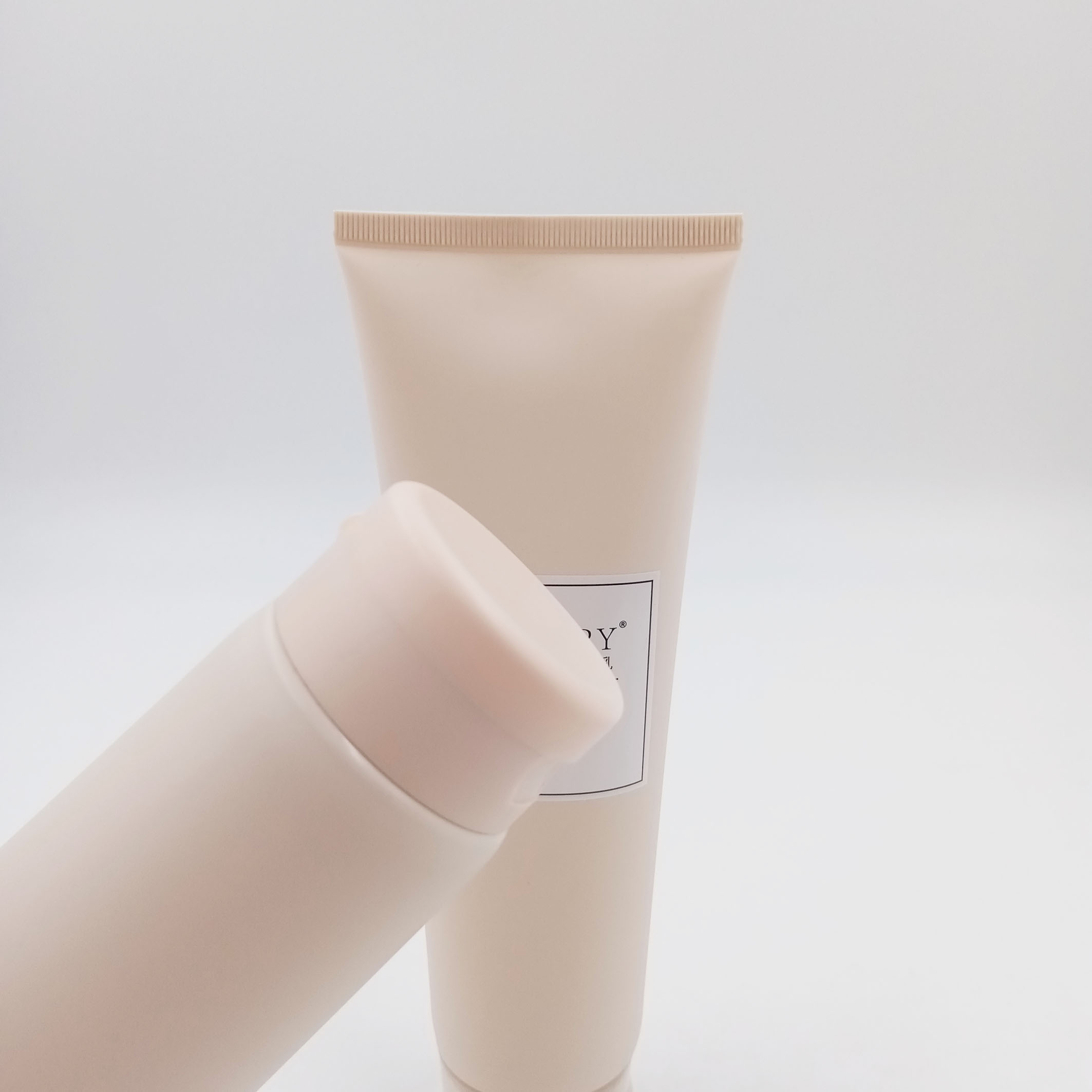 Large Capacity Packaging Tube